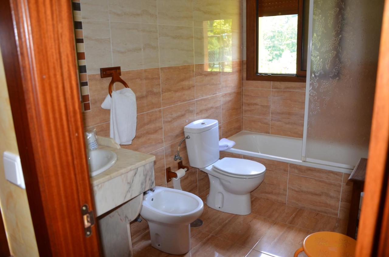 Hotel Arenas De Cabrales- Apartamentos Eksteriør billede